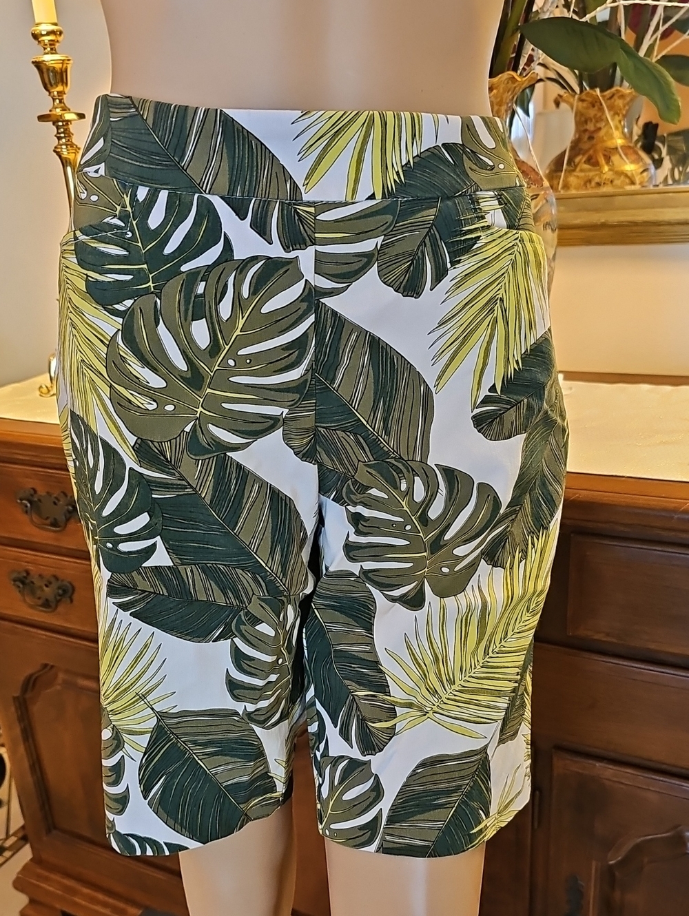 Time and Tru Green Palm Print Shorts